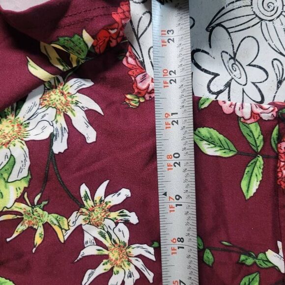 NWT 3XL stretchy floral wrap dress knee-length red exposed shoulder flirty POSES - Picture 2 of 9